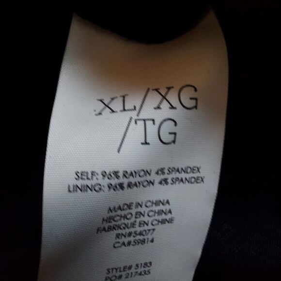 CABI Skirt NWOT Navy blue/ white - Picture 4 of 5